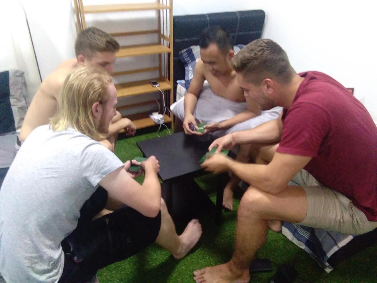 Co.Living Hostel Bandar Seri Begawan Ngoại thất bức ảnh