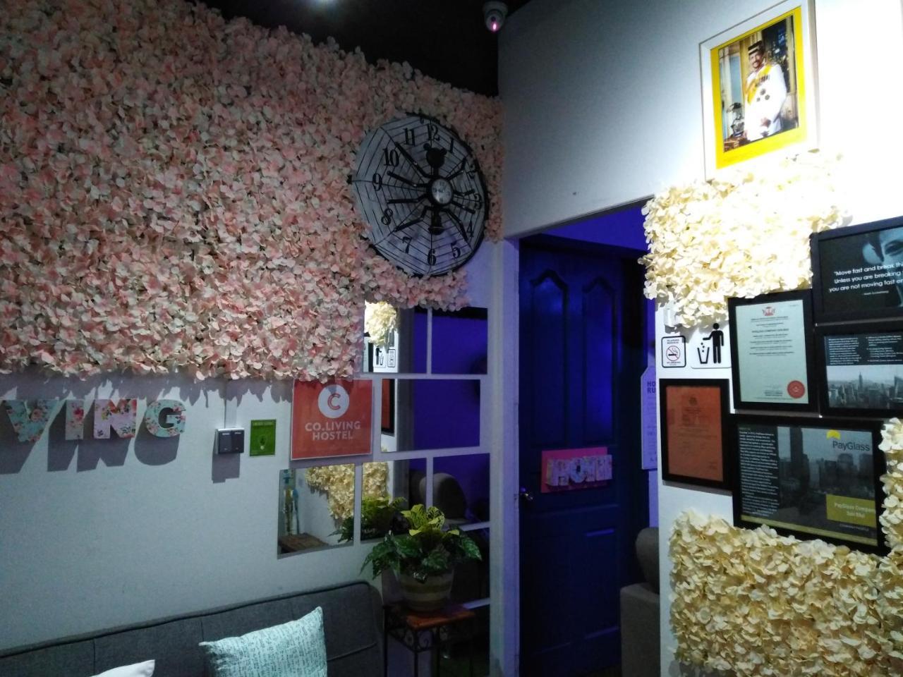 Co.Living Hostel Bandar Seri Begawan Ngoại thất bức ảnh